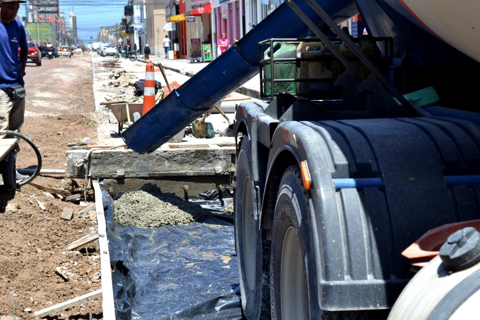 07-11-2019 -SEPLAG - Concretagem do corredor de Ônibus Deodoro - Foto Janine Tomberg (32)