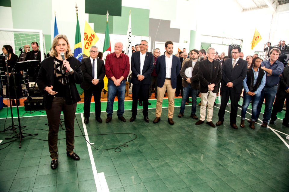 25.09.2019 - Entrega das obras do Ginásio do Colégio Pelotense (9)