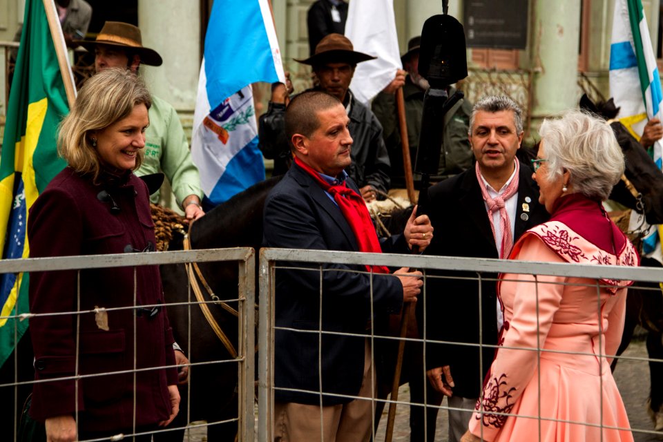 14.09.2019 - Prefeita Paula Mascarenhas e o vice Idemar Barz no evento de abertura da Semana Farroupilha, no Largo do Mercado Central - Foto: Gustavo Vara