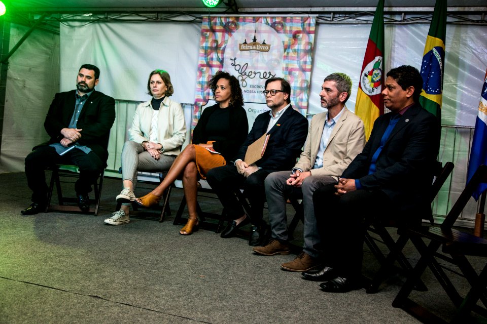 31.10.2019 - Abertura oficial da 42ª Feira do Livro - Foto: Gustavo Vara