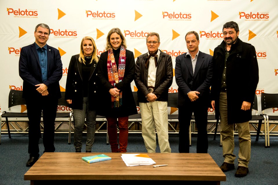 16.09.2019 - Prefeita Paula Mascarenhas realiza assinatura de convênio com o IFSul para realização de curso destinado aos educadores sociais - Foto: Gustavo Vara