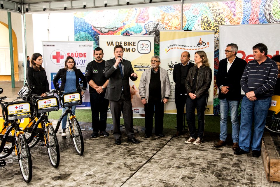 04.10.2019 - Prefeita Paula Mascarenhas no evento de início do Bikepel - Foto: Gustavo Vara