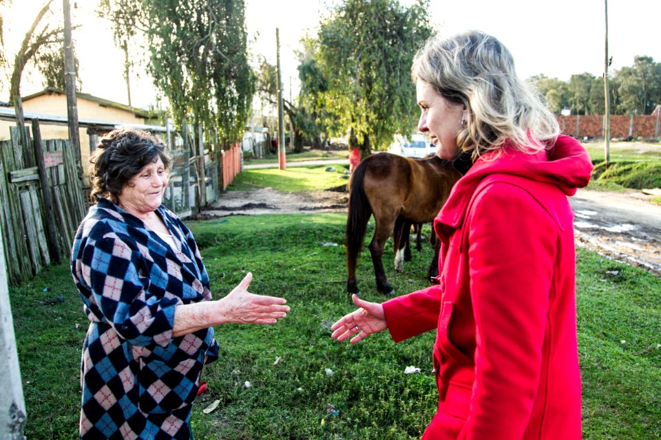 12.09.2019 - Prefeita Paula Mascarenhas  durante visita a um dos pontos da cidade que passou por alagamentos, no Corredor do Obelisco - Foto: Gustavo Vara