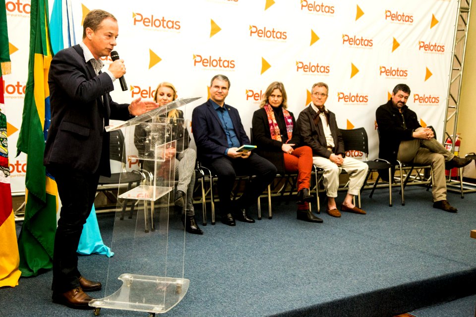 16.09.2019 - Prefeita Paula Mascarenhas realiza assinatura de convênio com o IFSul para realização de curso destinado aos educadores sociais - Foto: Gustavo Vara