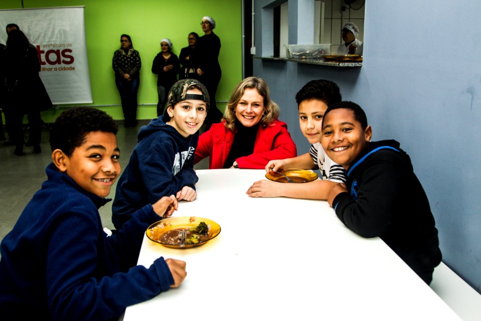 12.09.2019 - Prefeita Paula Mascarenhas realiza a entrega das obras do refeitório e cozinha do Colégio Pelotense - Foto: Gustavo Vara