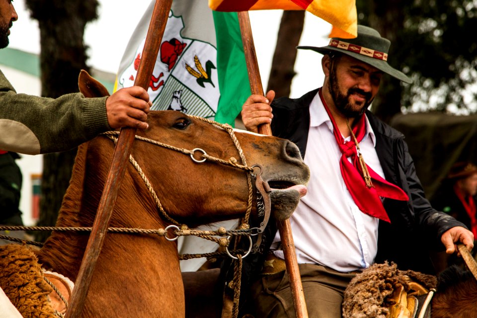 14.09.2019 - Solenidade no 9º BIMtz com a Fusão da Chama na abertura da Semana Farroupilha - Foto: Gustavo Vara
