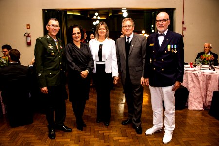 17.10.2019 - Vice-prefeito Idemar Barz recebe medalha Academia de Letras - Foto Michel Corvello