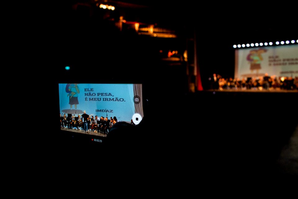 26.11.2019 - Vice-prefeito Idemar Barz prestigia espetáculo em homenagem aos 120 anos de Dom Antônio Zattera - Foto Michel Corvello