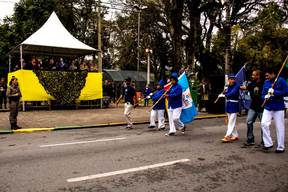 07.09.2019 - Prefeita Paula e o vice-prefeito Idemar Barz prestigiam desfile cívico militar de 7 de setembro - Foto Michel Corvello