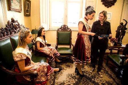 24.09.2019 - Prefeita Paula Mascarenhas e o vice Idemar Barz recebem convite para a Oktoberfest Pelotas - Foto: Gustavo Vara