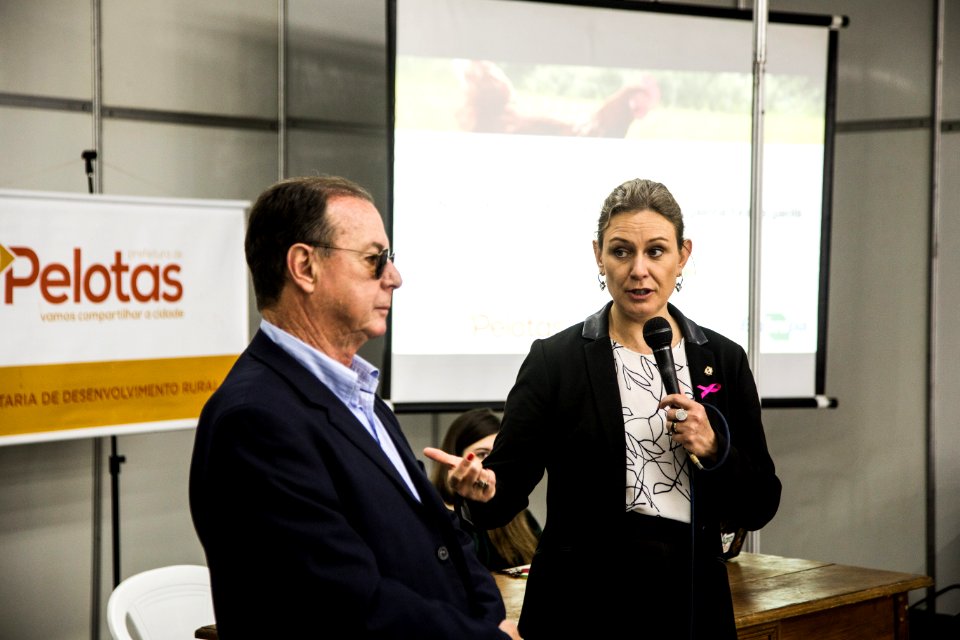 08.10.2019 -  Prefeita Paula Mascarenhas participa do evento Conversa Técnica: Produção de ovos com galinha fora da gaiola - Foto: Gustavo Vara