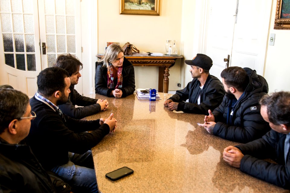03.09.2019 - Prefeita Paula Mascarenhas em reunião com Emanuel Bueno Martins,  da Associação dos Skatistas de Pelotas - Foto: Gustavo Vara