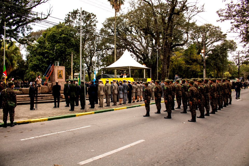07.09.2019 - Prefeita Paula e o vice-prefeito Idemar Barz prestigiam desfile cívico militar de 7 de setembro - Foto Michel Corvello