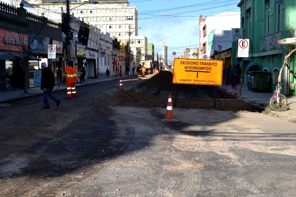 20.08.2019 - SEPLAG - Obras na Deodoro - Foto Janine Tomberg