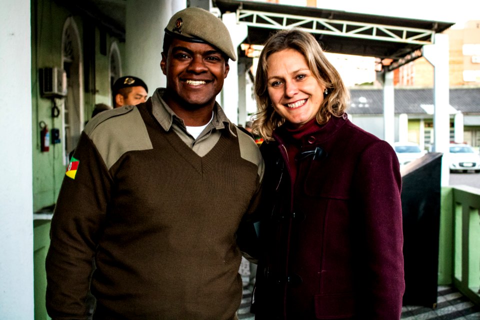 17.07.2019 - Prefeita Paula Mascarenas recebe homenagem dos soldados do 4º BPM - Foto Michel Corvello
