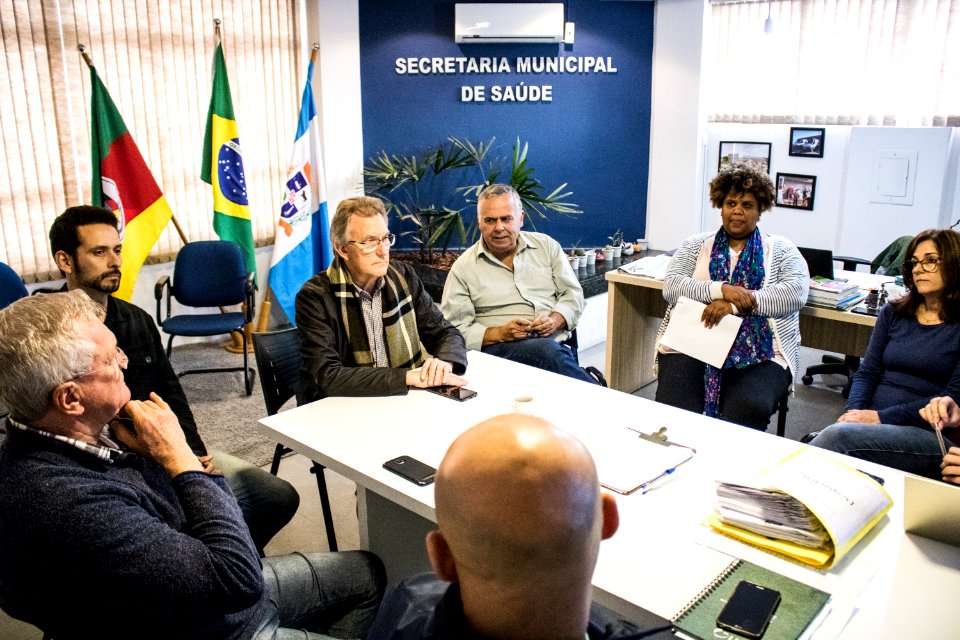 22.072019 - Prefeito em exercício, Idemar Barz em reunião sobre o prédio da Apac - Foto Michel Corvello