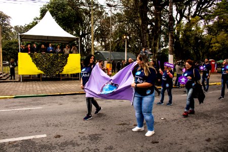 07.09.2019 - Prefeita Paula e o vice-prefeito Idemar Barz prestigiam desfile cívico militar de 7 de setembro - Foto Michel Corvello