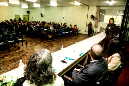 26.08.2019 - Prefeita Paula Mascarenhas participa da abertura do Seminário "Educação permanente em saúde para o  desenvolvimento do trabalho na saúde: pensando sobre o cuidado, a gestão e o controle social em Pelotas - Foto: Gustavo Vara