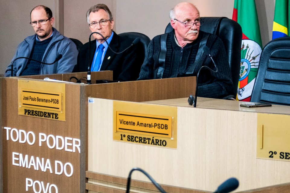 24.07.2019 - Prefeito em exercício Idemar Barz prestigia Sessão Solene em comemoração ao dia do Colono e da Imigração alemã - Foto Michel Corvello