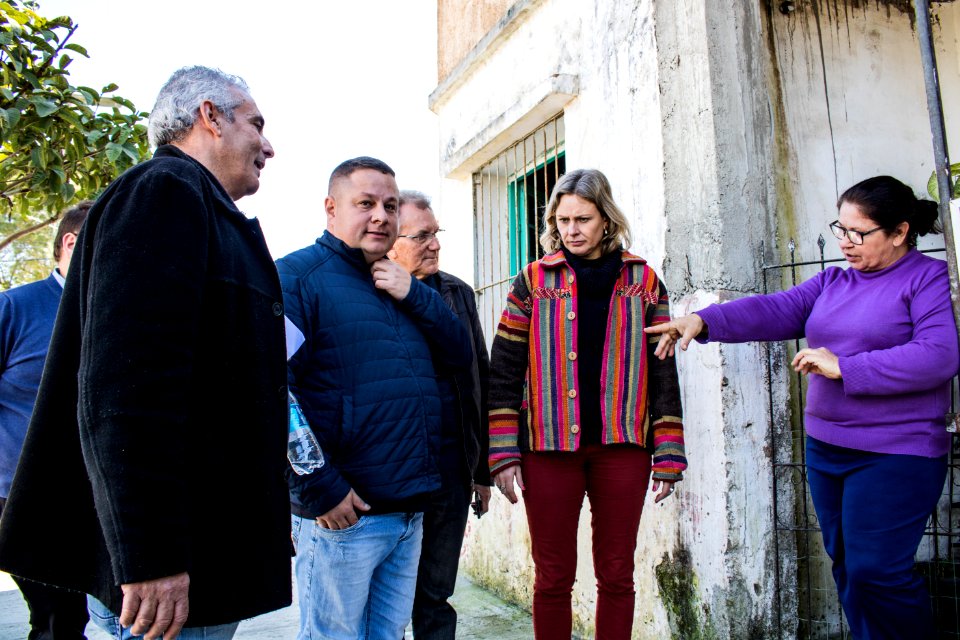 18.07.2019 - Prefeita Paula Mascarenhas realiza caminhada para entrega da rua Francisco Simões no Fragata - Foto Michel Corvello