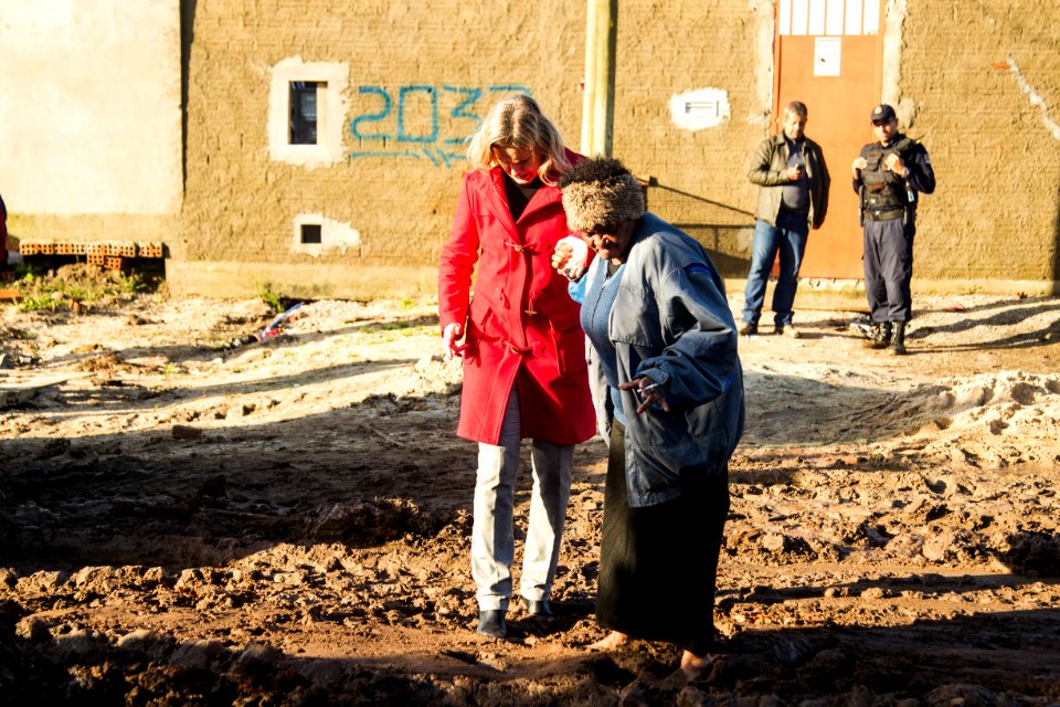 12.09.2019 - Prefeita Paula Mascarenhas  durante visita a um dos pontos da cidade que passou por alagamentos, no Corredor do Obelisco - Foto: Gustavo Vara