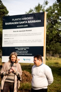 16.08.2019 - Prefeita Paula Mascarenhas participa do plantio de 250 mudas de árvores na Barragem Santa Bárbara - Foto: Gustavo Vara