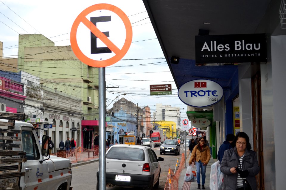 12.07.2019 - SEPLAG - Sinalização Rua Sete de Setembro - Foto Janine Tomberg (7)