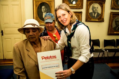 29.08.2019 - Prefeita Paula Mascarenhas realiza a entrega da regularização fundiária do Quarteirão Fragata - Foto: Gustavo Vara