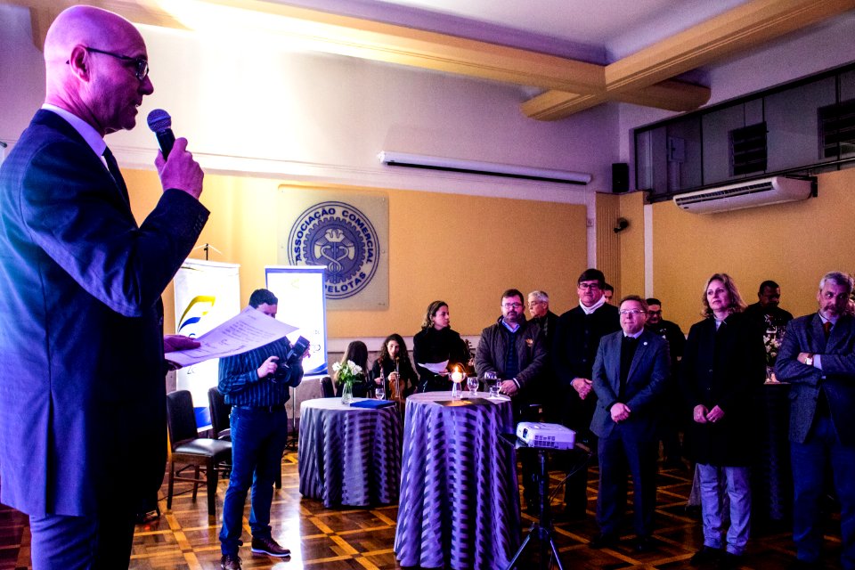 08.07.2019 - Prefeita Paula Mascarenhas prestigia aniversário de 25 anos da Secovi - Foto Michel Corvello