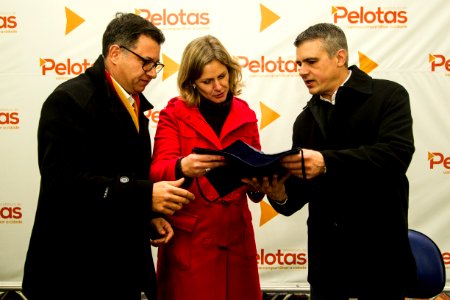15.08.2019 - Prefeita Paula Mascarenhas recebe o convite da 10ª Copa Sul Americana Pelotas - Foto: Gustavo Vara