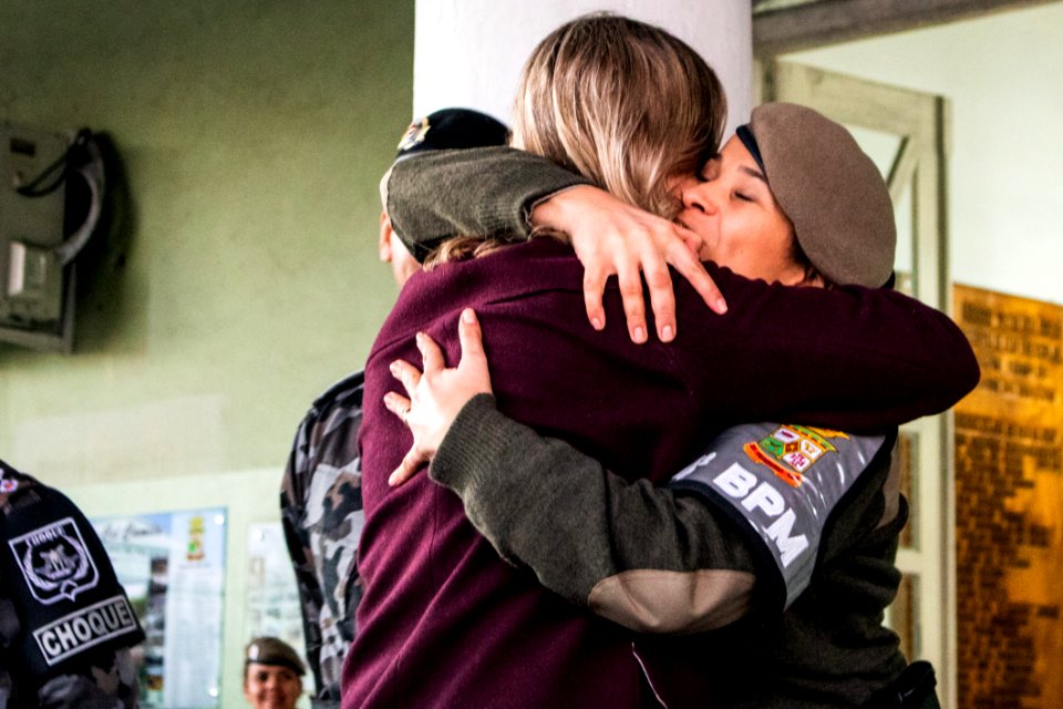 17.07.2019 - Prefeita Paula Mascarenas recebe homenagem dos soldados do 4º BPM - Foto Michel Corvello