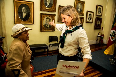 29.08.2019 - Prefeita Paula Mascarenhas realiza a entrega da regularização fundiária do Quarteirão Fragata - Foto: Gustavo Vara