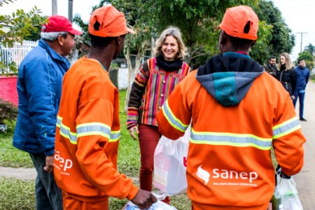 18.07.2019 Prefeita Paula Acompanha Novo Ponto de Coleta Seletiva Fotos Michel Corvello