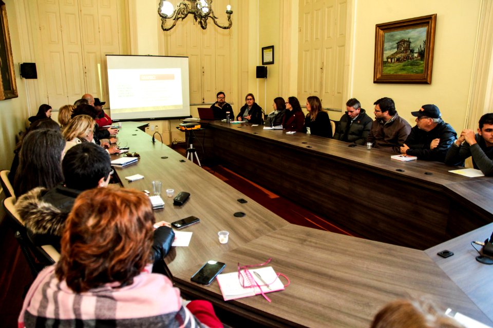 08.07.2019 - Prefeita Paula Mascarenhas participa da reunião com representantes do governo nos conselhos municipais - Foto Igor Sobral