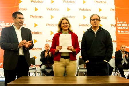 19.09.2019 - Prefeita Paula Mascarenhas realiza assinatura do decreto do Plano de Mobilidade Urbana - Foto: Gustavo Vara