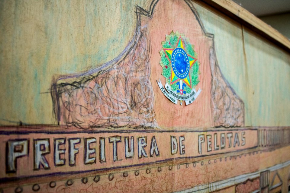 05.07.2019 - Prefeita Paula Mascarenhas visita exposição em homenagem ao aniversário de Pelotas no colégio Gonzaga - Foto Michel Corvello