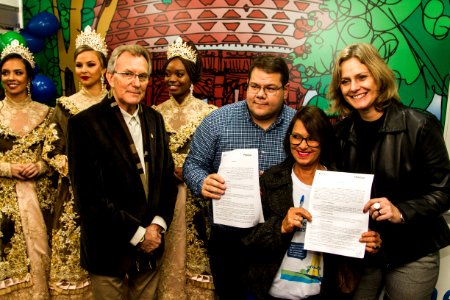 06.06.2019 - Lançamento do projeto óleo sustentável com assinatura do contrato com a cooperativa responsável - Foto: Gustavo Vara