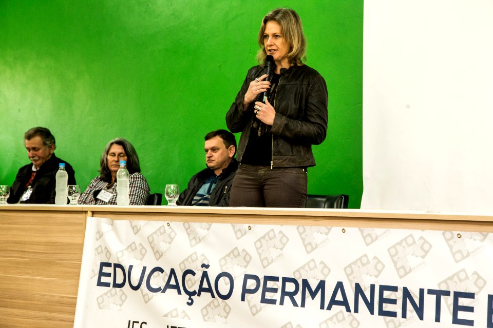 26.08.2019 - Prefeita Paula Mascarenhas participa da abertura do Seminário "Educação permanente em saúde para o  desenvolvimento do trabalho na saúde: pensando sobre o cuidado, a gestão e o controle social em Pelotas - Foto: Gustavo Vara