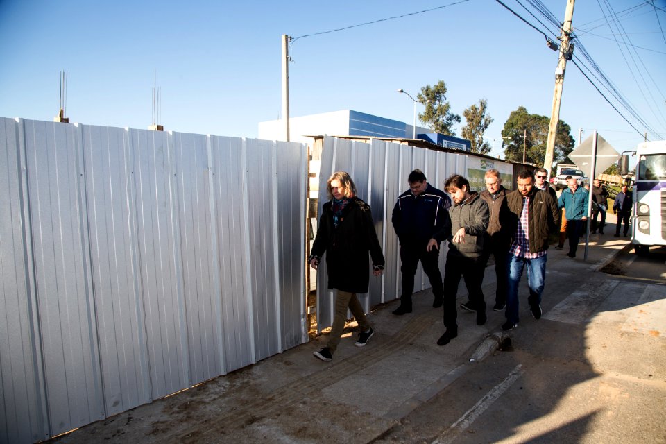 27.06.2019 - Prefeita Paula Mascarenhas e o vice Idemar Barz acompanham o início do mutirão na Sanga Funda e entrega as obras de requalificação da avenida Ildefonso Simões Lopes - Foto: Gustavo Vara