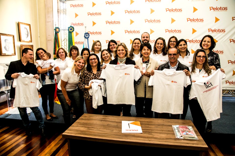 28.05.2019 - Prefeita Paula Mascarenhas na cerimônia de assinatura do termo de acordo e comprometimento com a idealizadora da metodologia ACT – programa para educar crianças em ambientes seguros - Foto: Gustavo Vara