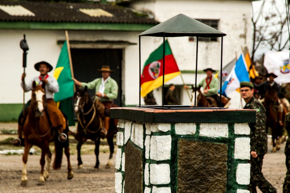14.09.2019 - Solenidade no 9º BIMtz com a Fusão da Chama na abertura da Semana Farroupilha - Foto: Gustavo Vara