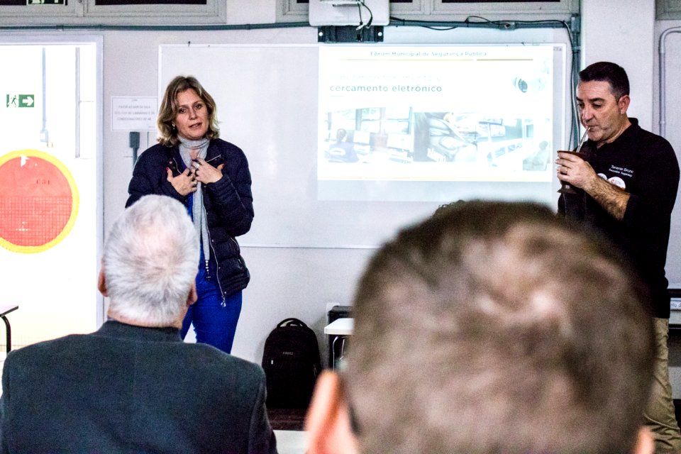 31.05.2019 - Prefeita Paula Marcarenhas visita salas temáticas do Fórum de Segurança Pública - Foto Michel Corvello