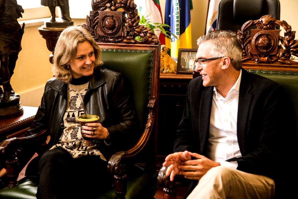 27.05.2019 - Prefeita Paula Mascarenhas recebe a visita do secretário de Esporte e Lazer, João Derly - Foto: Gustavo Vara