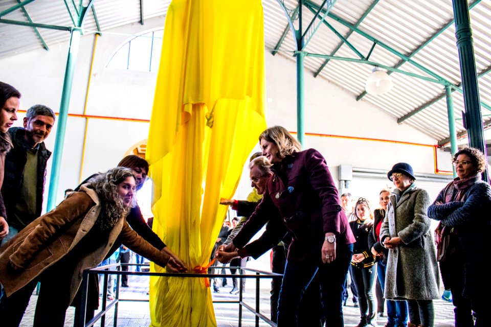 17.07.2019 - Prefeita Paula Mascarenhas prestigia a volta da estátua do Deus Mercúrio para o Mercado - Foto Michel Corvello