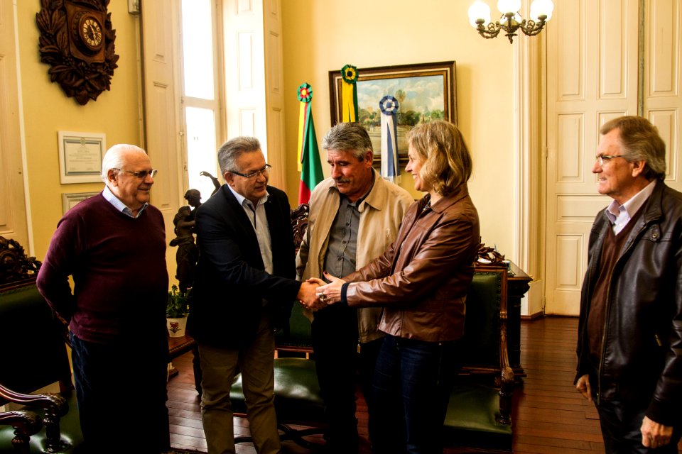 24.05.2019 - Prefeita Paula Mascarenhas anúncia Claudio Montanelli como novo diretor-presidente da ETERPEL  - Foto: Gustavo Vara