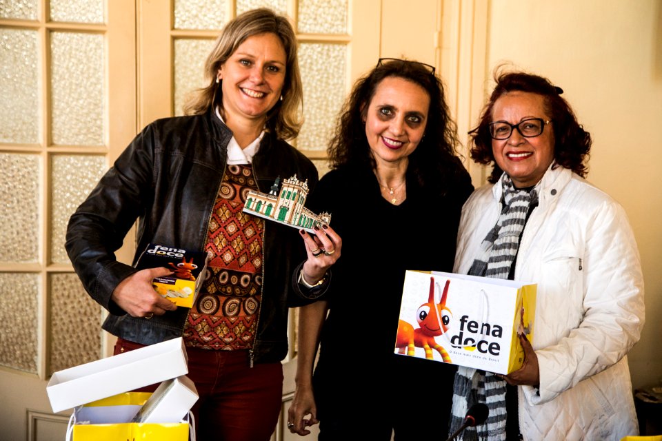 27.08.2019 - Prefeita Paula Mascarenhas em reunião com o CDL sobre os resultados da Fenadoce - Foto: Gustavo Vara