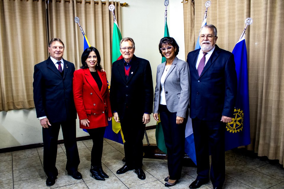 31.05.2019 - Prefeita Paula Mascarenhas e o vice Idemar Barz prestigiam reunião Festiva Conjunta dos Rotary Club Pelotas, Oeste e Suleste com entrega de instrumentos à Orquestra Estudantil Municipal - Foto Michel Corvello