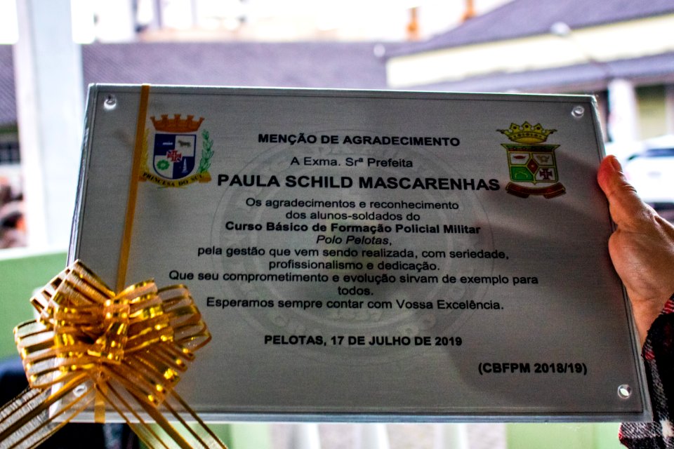 17.07.2019 - Prefeita Paula Mascarenas recebe homenagem dos soldados do 4º BPM - Foto Michel Corvello