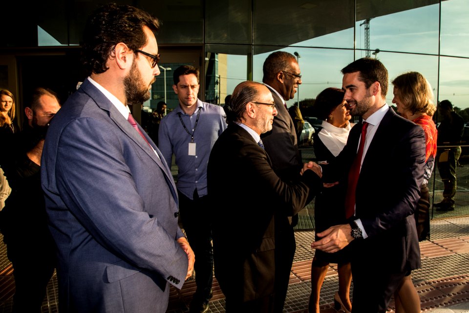 13.06.2019 - Prefeita Paula Mascarenhas e o Governador do Rio Grande do Sul, Eduardo Leite na chegada ao evento de inauguração do novo Hospital da Unimed Pelotas - Foto: Gustavo Vara