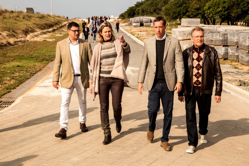 16.08.2019 - Prefeita Paula Mascarenhas e o vice Idemar Barz participam da inauguração da rua Coletora que ligará o Bairro Quartier à avenida Fernando Osório - Foto: Gustavo Vara